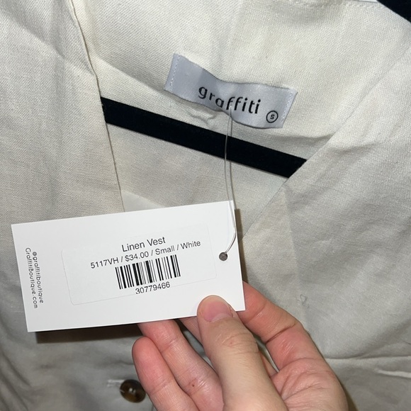 Linen vest - Picture 4 of 4